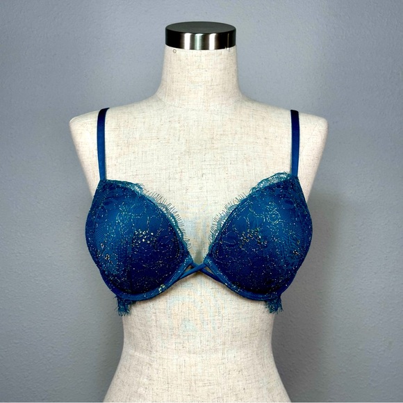 NWOT Victoria’s Secret Bombshell Bra